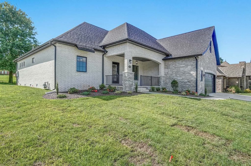 DSC00004_5_6 Oak Knolls Floor Plan - <a href="https://hawthornecreekhomes.com/" target="_blank" rel="noopener noreferrer">Visit Website</a>